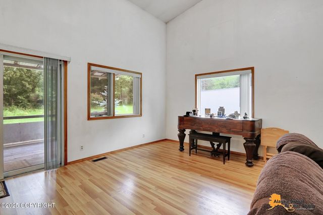 19411 Klondike Street, Chugiak, AK 99567