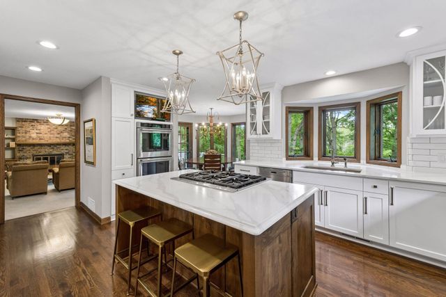 7885 133rd Street W, Apple Valley, MN 55124