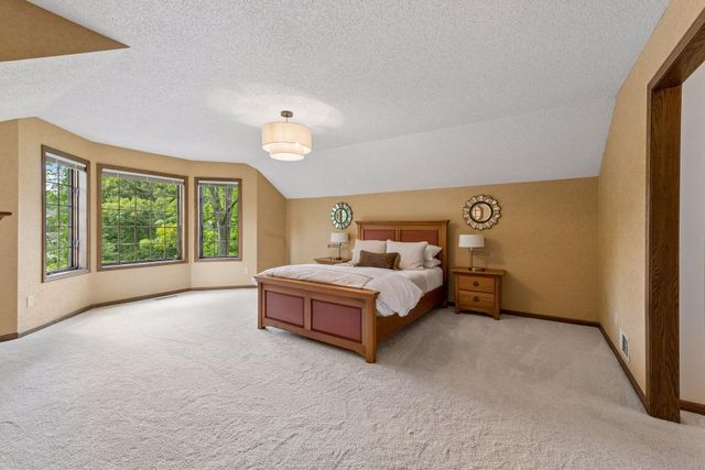 7885 133rd Street W, Apple Valley, MN 55124