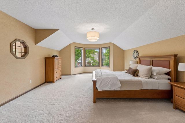 7885 133rd Street W, Apple Valley, MN 55124
