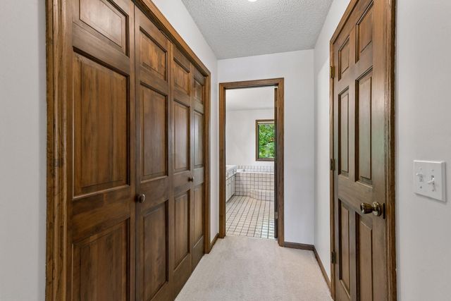 7885 133rd Street W, Apple Valley, MN 55124