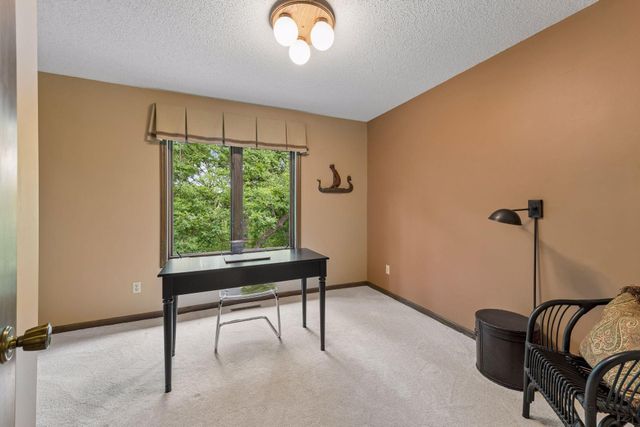 7885 133rd Street W, Apple Valley, MN 55124