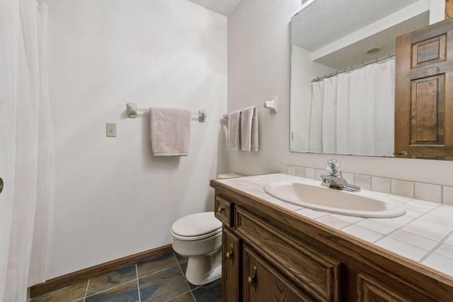 7885 133rd Street W, Apple Valley, MN 55124