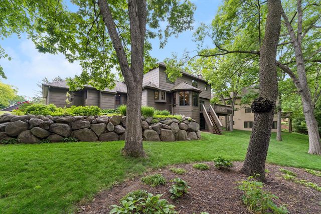 7885 133rd Street W, Apple Valley, MN 55124