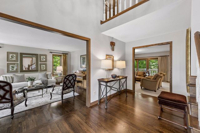 7885 133rd Street W, Apple Valley, MN 55124