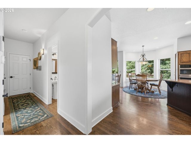 2790 CARRIAGE Way, West Linn, OR 97068