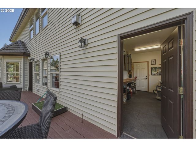 2790 CARRIAGE Way, West Linn, OR 97068