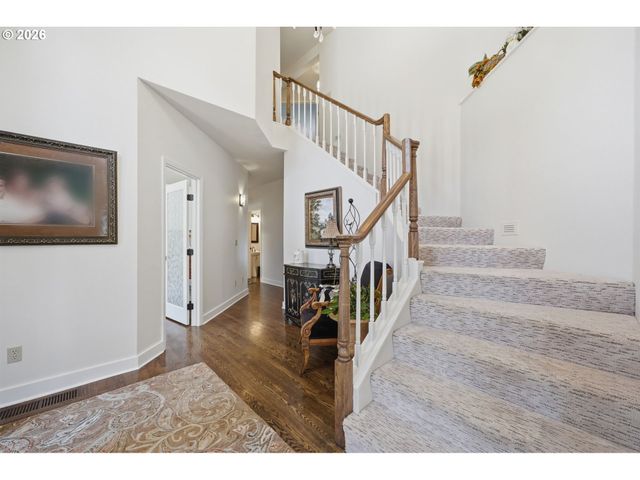 2790 CARRIAGE Way, West Linn, OR 97068