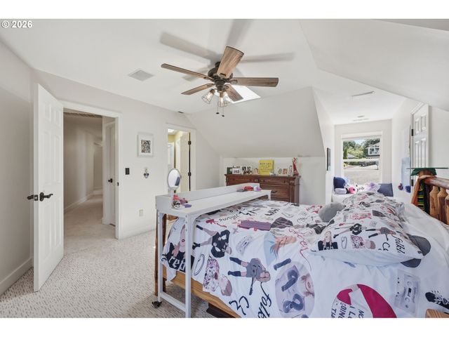 2790 CARRIAGE Way, West Linn, OR 97068