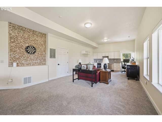 2790 CARRIAGE Way, West Linn, OR 97068