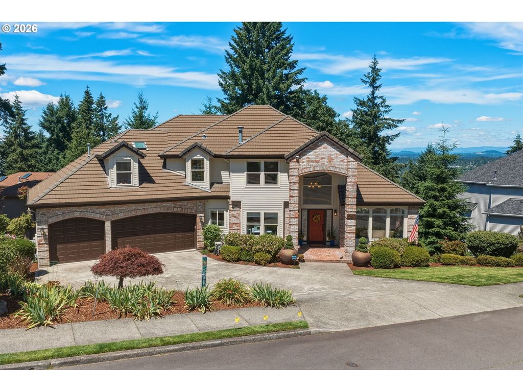 2790 CARRIAGE Way, West Linn, OR 97068