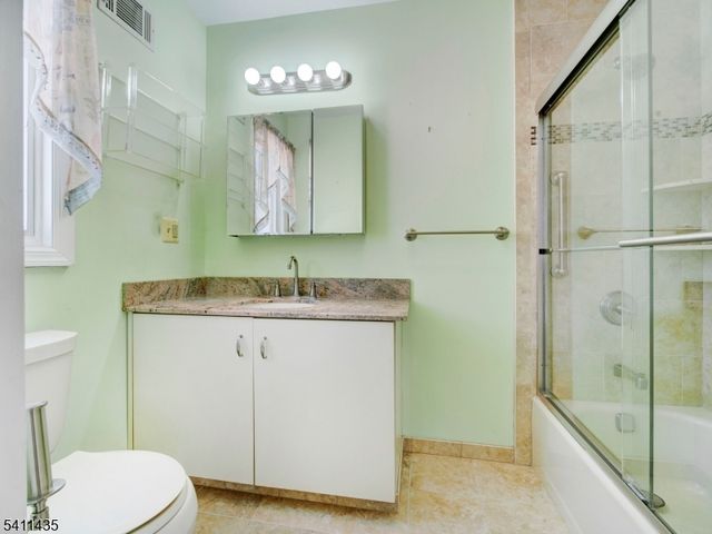 184 Patriots Rd, Parsippany-troy Hills Twp., NJ 07950