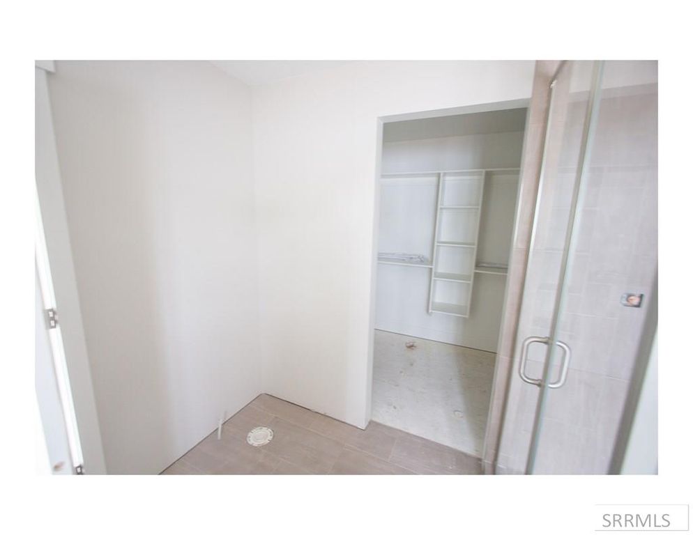 Image 15 of property listing at 2071 S Bellagio Drive, Ammon, ID 83401