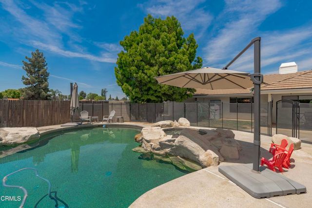 6717 Noah Avenue, Bakersfield, CA 93308