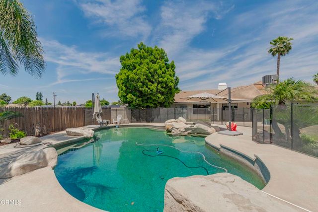 6717 Noah Avenue, Bakersfield, CA 93308
