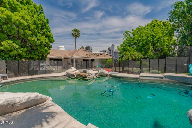 6717 Noah Avenue, Bakersfield, CA 93308