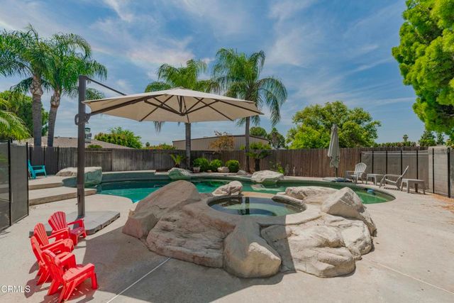 6717 Noah Avenue, Bakersfield, CA 93308