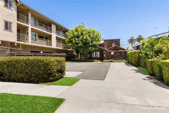 1062 Raymond, Long Beach, CA 90804