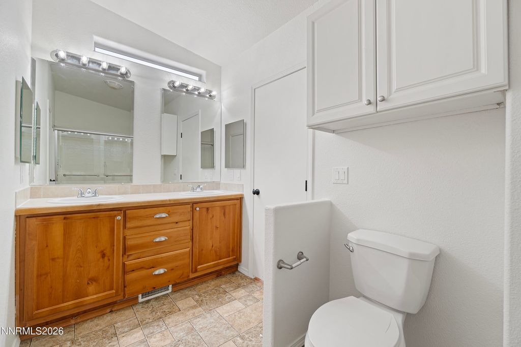 Image 12 of property listing at 2825 Winnemucca Street, Silver Springs, NV 89429