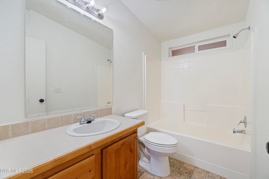 Image 18 of property listing at 2825 Winnemucca Street, Silver Springs, NV 89429