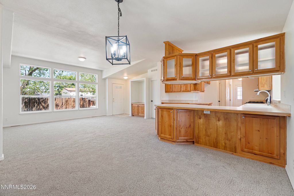 Image 6 of property listing at 2825 Winnemucca Street, Silver Springs, NV 89429