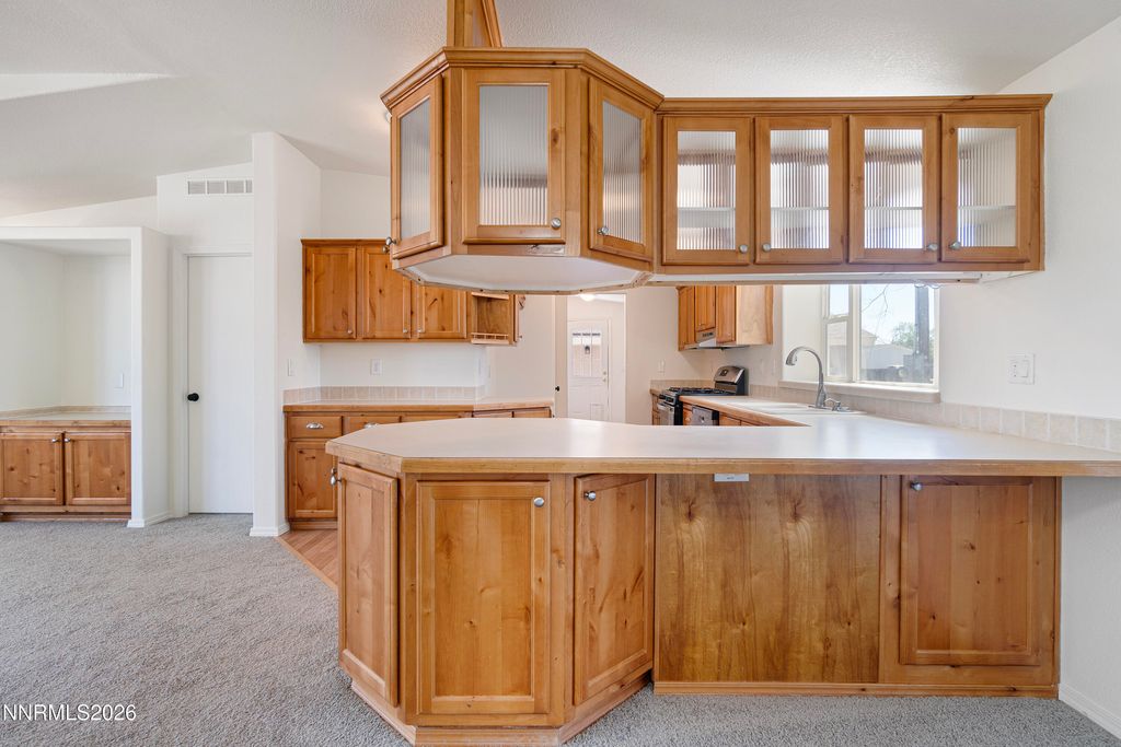 Image 7 of property listing at 2825 Winnemucca Street, Silver Springs, NV 89429
