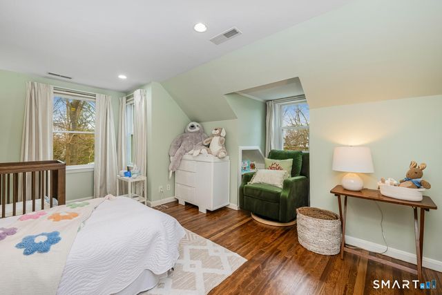 29 Walmsley Road, Darien, CT 06820