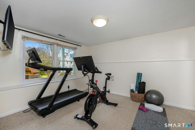 29 Walmsley Road, Darien, CT 06820