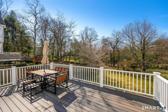 29 Walmsley Road, Darien, CT 06820