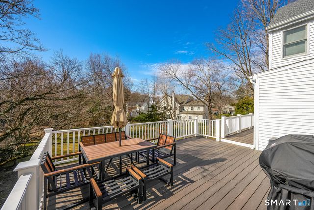 29 Walmsley Road, Darien, CT 06820