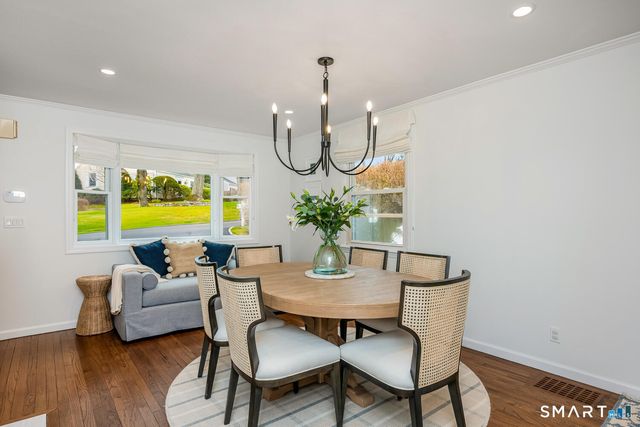 29 Walmsley Road, Darien, CT 06820