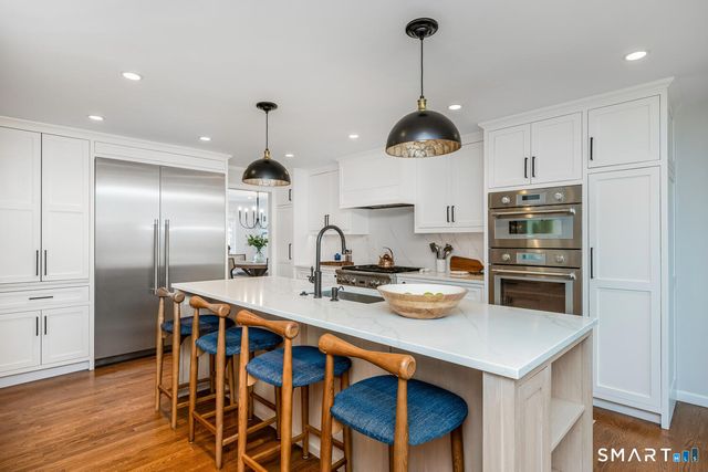 29 Walmsley Road, Darien, CT 06820