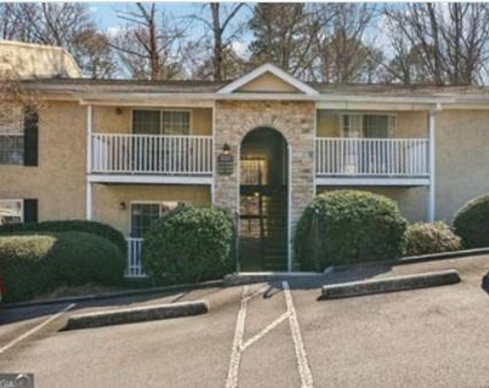 3175 Seven Pines Court 306, Atlanta, GA 30339