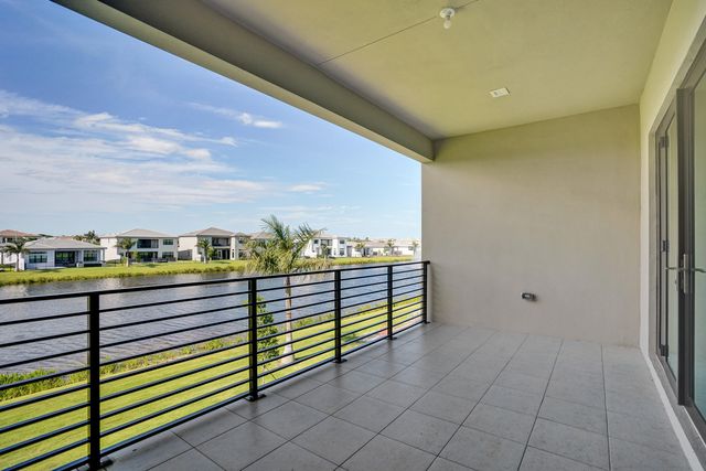 9547 Riverside Park Drive, Boca Raton, FL 33434