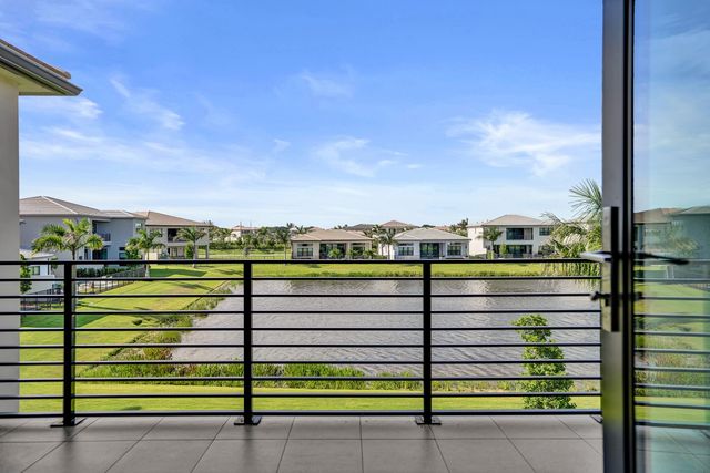 9547 Riverside Park Drive, Boca Raton, FL 33434