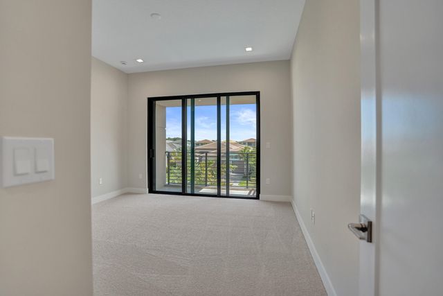9547 Riverside Park Drive, Boca Raton, FL 33434