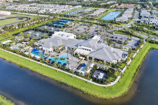 9547 Riverside Park Drive, Boca Raton, FL 33434