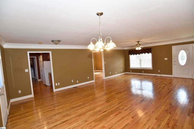 115 Willis Road, Taylors, SC 29687