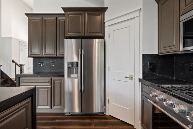 5650 W MOUNTAIN AURA DR, West Jordan, UT 84084