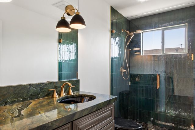 5650 W MOUNTAIN AURA DR, West Jordan, UT 84084