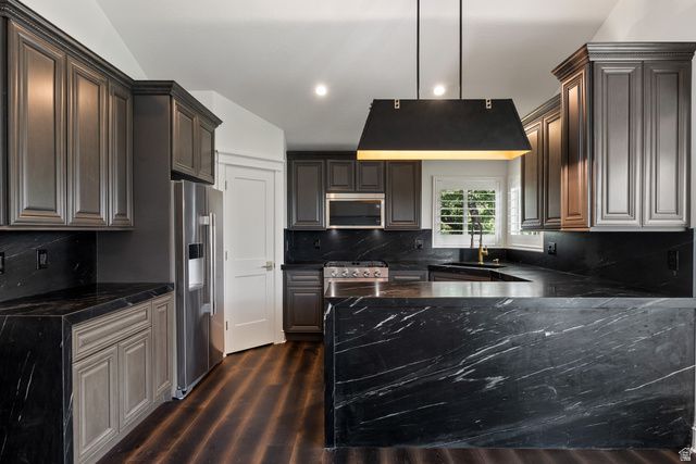 5650 W MOUNTAIN AURA DR, West Jordan, UT 84084
