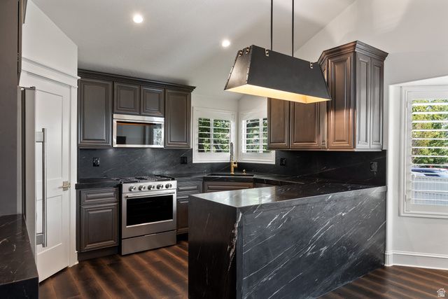 5650 W MOUNTAIN AURA DR, West Jordan, UT 84084