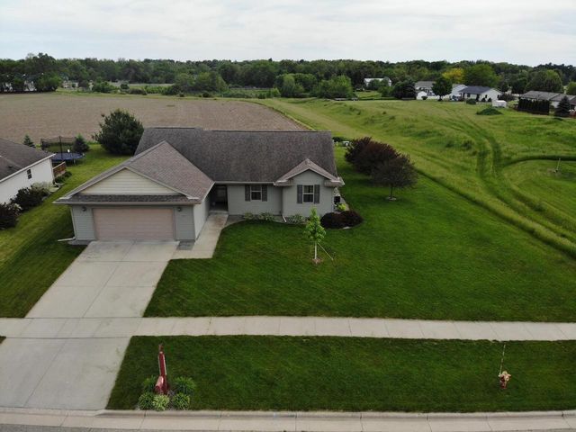 311 E Sunset Drive, Milton, WI 53563