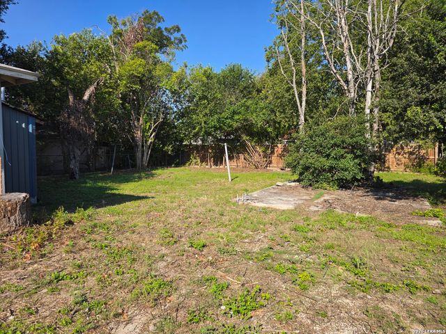937 Oasis, New Braunfels, TX 78130