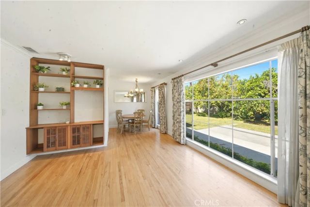 824 N Redondo E East, Anaheim, CA 92801