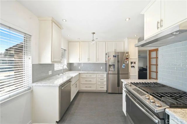 824 N Redondo E East, Anaheim, CA 92801