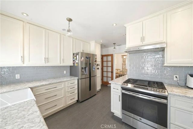 824 N Redondo E East, Anaheim, CA 92801