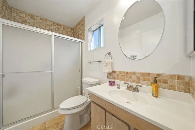 824 N Redondo E East, Anaheim, CA 92801