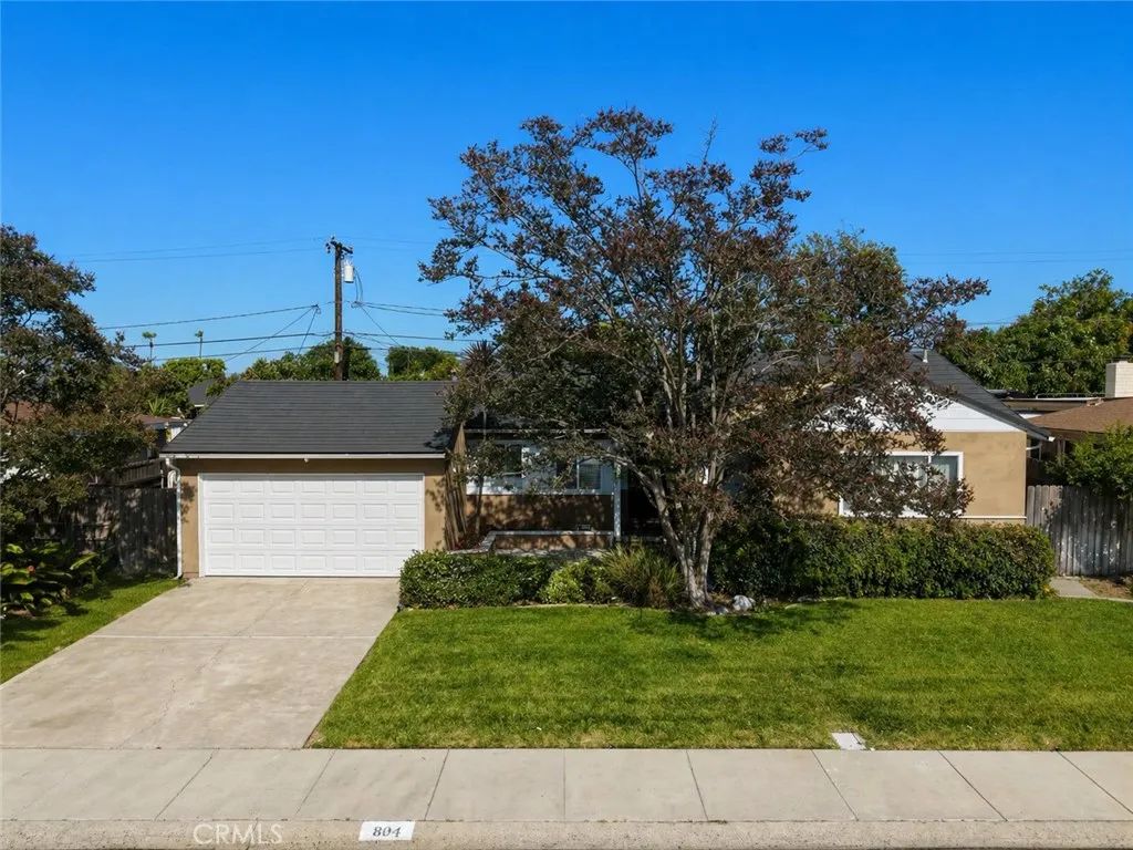 824 N Redondo E East, Anaheim, CA 92801