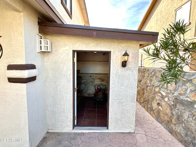 3100 TIERRA NORA Drive, El Paso, TX 79938